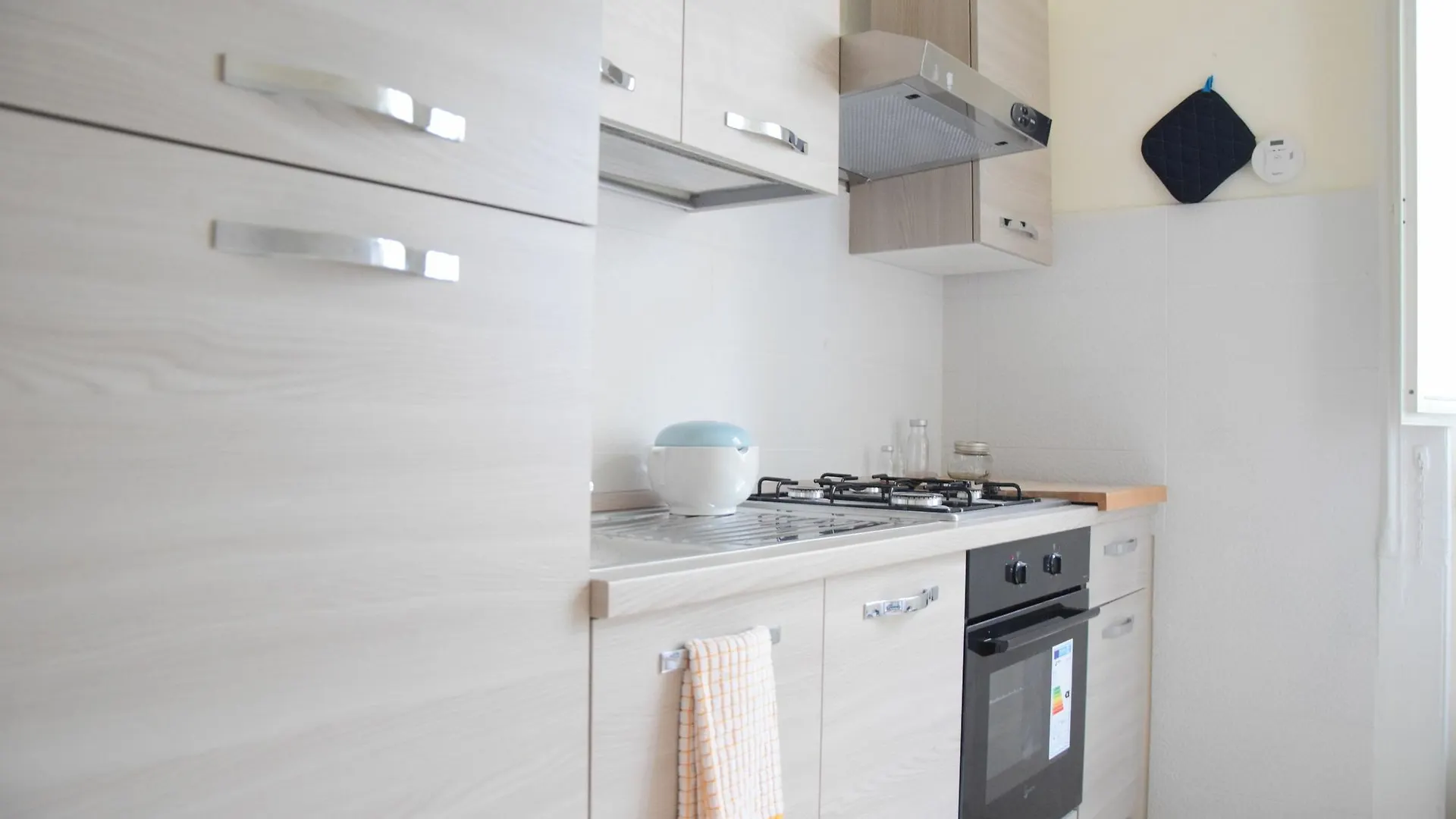 Polaroid Apartment Naples